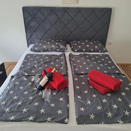 Studio Apartman Bf Slavonski Brod Eksteriør billede