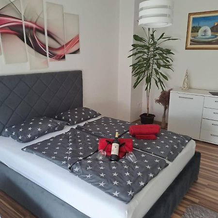 Studio Apartman Bf Slavonski Brod Eksteriør billede